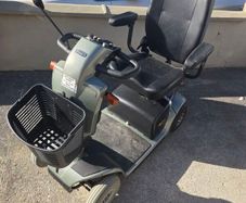 Mobility scooter