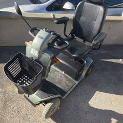 Mobility scooter