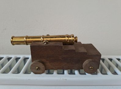 Vintage naval cannon model