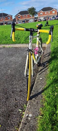 Boardman Road Sport Limited Edition - Carbon Forks - Great Condition