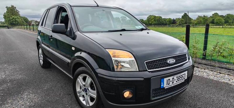 2010 Ford Fusion 1.6 Auto (Tax 08/26 NCT 01/27)
