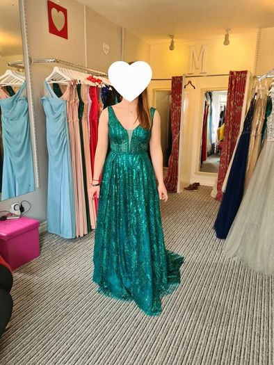 Brand new stunning Debs dress