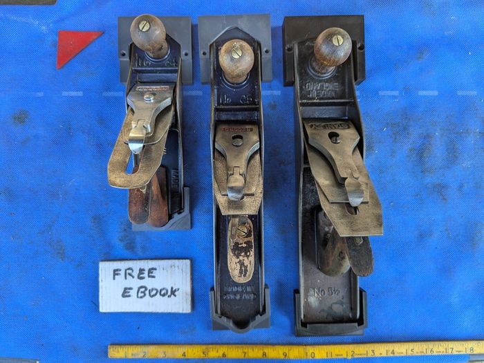 Wall Brackets for Planes