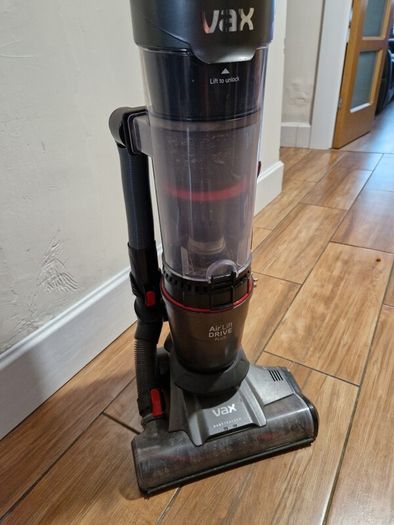 Vacuum cleaner