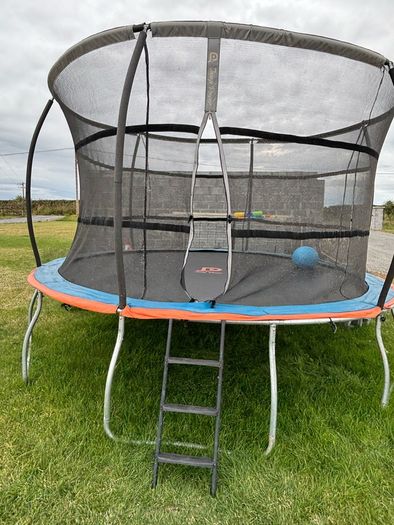 13ft trampoline jump power