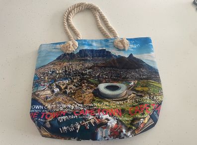 Beach tote bag with zipper