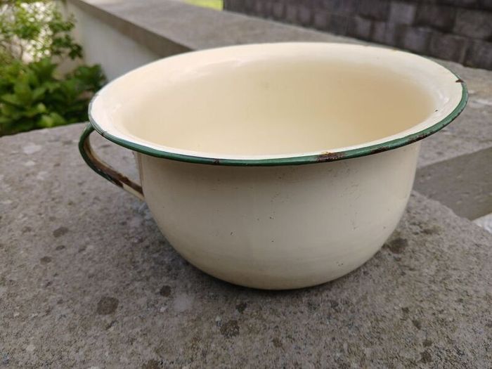 Vintage Enamel Ware Chamber Pot