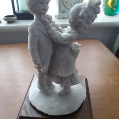 vintage figurine