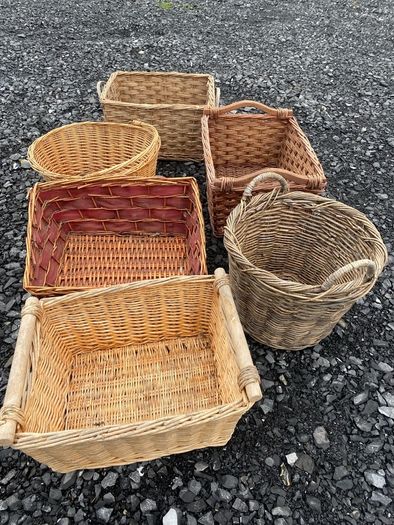 6 wicker baskets