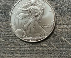 2001 American Silver Eagle Coin 1oz