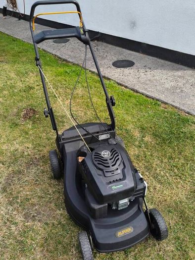 Castle Garden (Alpina/Stiga/Mountfield) Lawnmower OM55 160cc