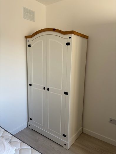 2 Door wardrobe
