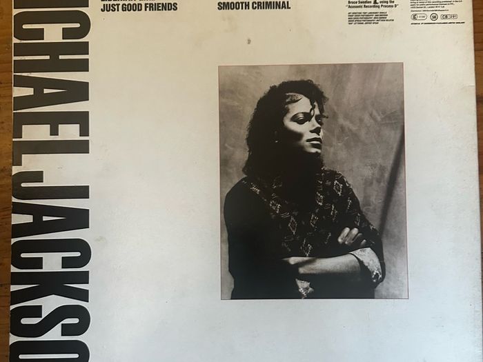 Michael Jackson BAD Original Irish  1987 release complete with inner lyrics sheet in vg+ condition