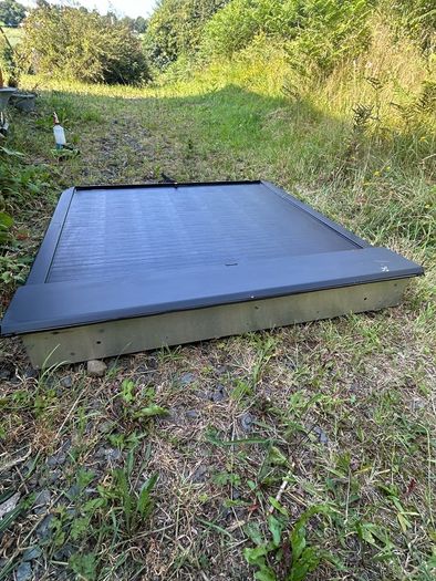 Sliding cover for Volkswagen amarok