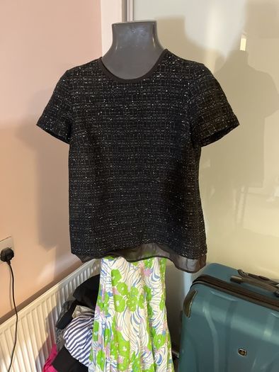 top / structured t-shirt