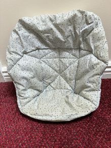 Tripp Trapp weaning bundle and baby cushion