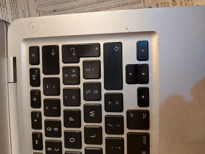 MacBook Air 13 inch, A1237, excellent cosmetic Condition, Password Locked