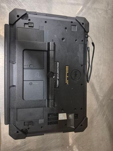 Dell Rugged 7220 Extreme 2in1,i5 8th gen,8gb,256 ssd,Windows 11
