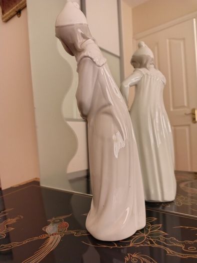 Vintage Nao by Lladro. Girl with Torn Nightgown.
