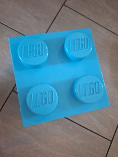 Lego box of assorted pieces