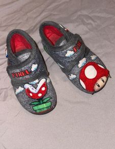 Pixel slippers size21