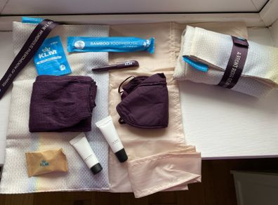 2 X KLM Business Class Amenity Kits