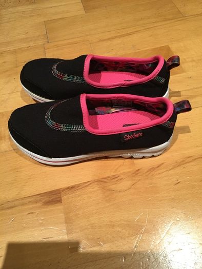Skechers Shoes size EU-28.5 UK-11 in perfect condition