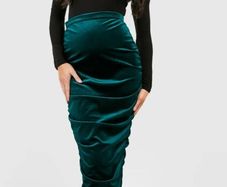 Maternity skirt & tights