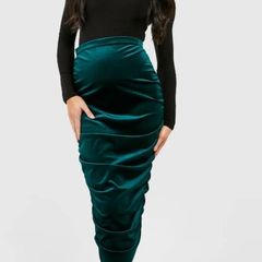 Maternity skirt & tights
