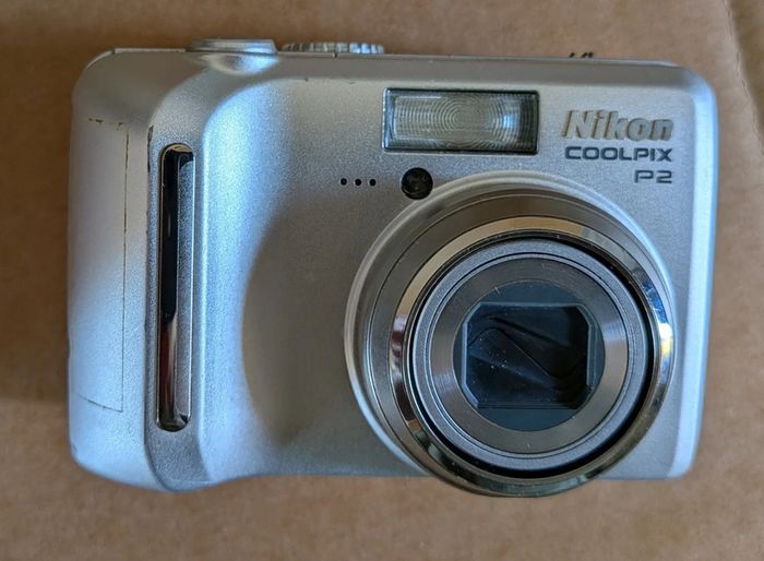 Nikon Coolpix P2 Digital Camera