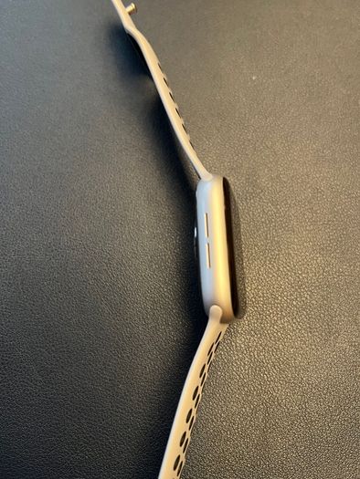 Apple Watch 6 ( Nike Sport )