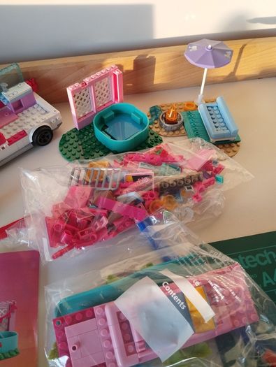 Barbie Dream Camper / Camping Playset