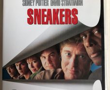 Sneakers [1992] Robert Redford, Dan Aykroyd, Ben Kingsley, Mary McDonnell, River Phoenix, Sidney Poitier & David Strathairn [DVD Movie]