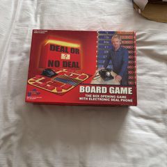 Deal or No Deal Board Game with Electronic Deal Phone Drumond Park Complete