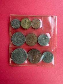 England Coin Set  1953  Q 11.  Coronation Set 9  Coin  Selection  Set. In  Sealed Plastic  Case