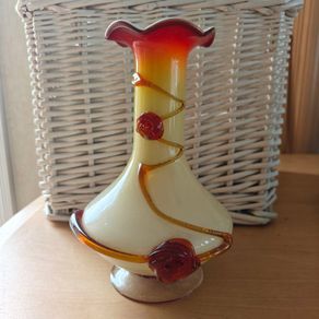 Vibrant stunning art glass vase Murano style