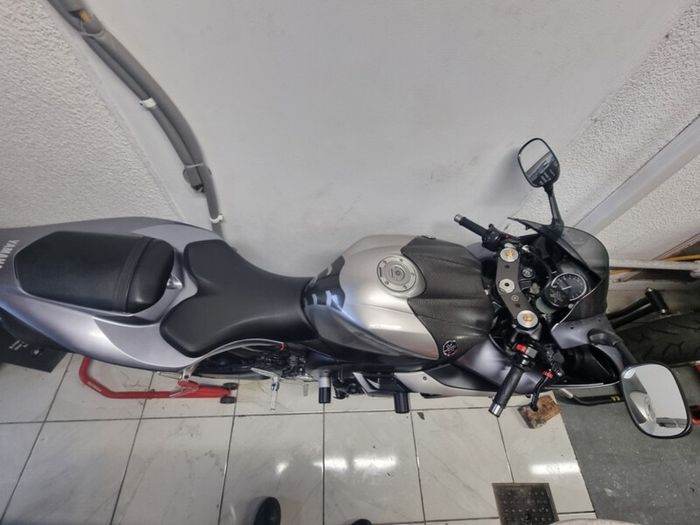 Yamaha R1 2004