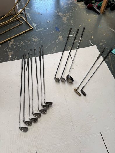 set golf clubs