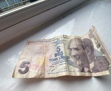 5 Turkish Lira