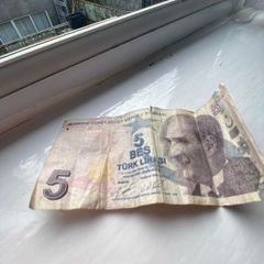 5 Turkish Lira