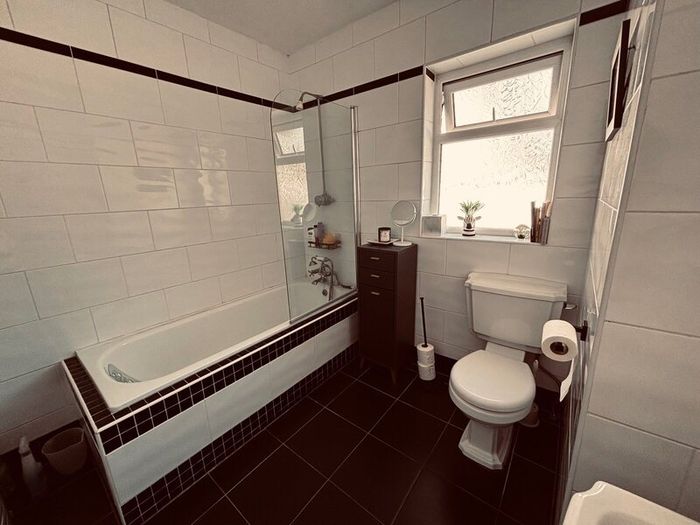 Bathroom Suite