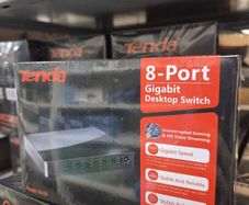 Tenda SG108 8 Port Gigabit Ethernet Switch, Rj45 10/100/1000Mbps Switch, Plug & Play, Automatic MDI/MDIX, Desktop or Wall Mounted, Plastic