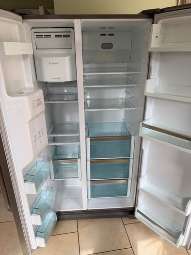 LG American fridge freezer Free
