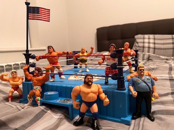 WWF Hasbro ring, 1 boxed used and 1 loose used + figures