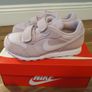 Kids Nike runners UK size 11 Image 5
