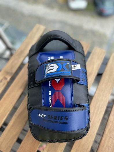 Professional Boxing Strike Shield Training Thai Pad Kickboxing Krav Maga MMA Target Focus Punching Mitts
