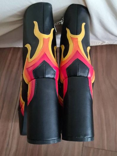 Dollskill Burner Platform Boots - unique design (brand new