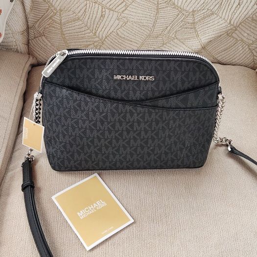 Michael kors crossbody (new with tags)