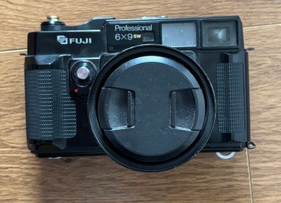 Fuji GSW690ii (Medium Format) 120mm