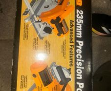 power saw and table